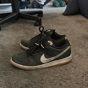 Nike Black and White Sneakers